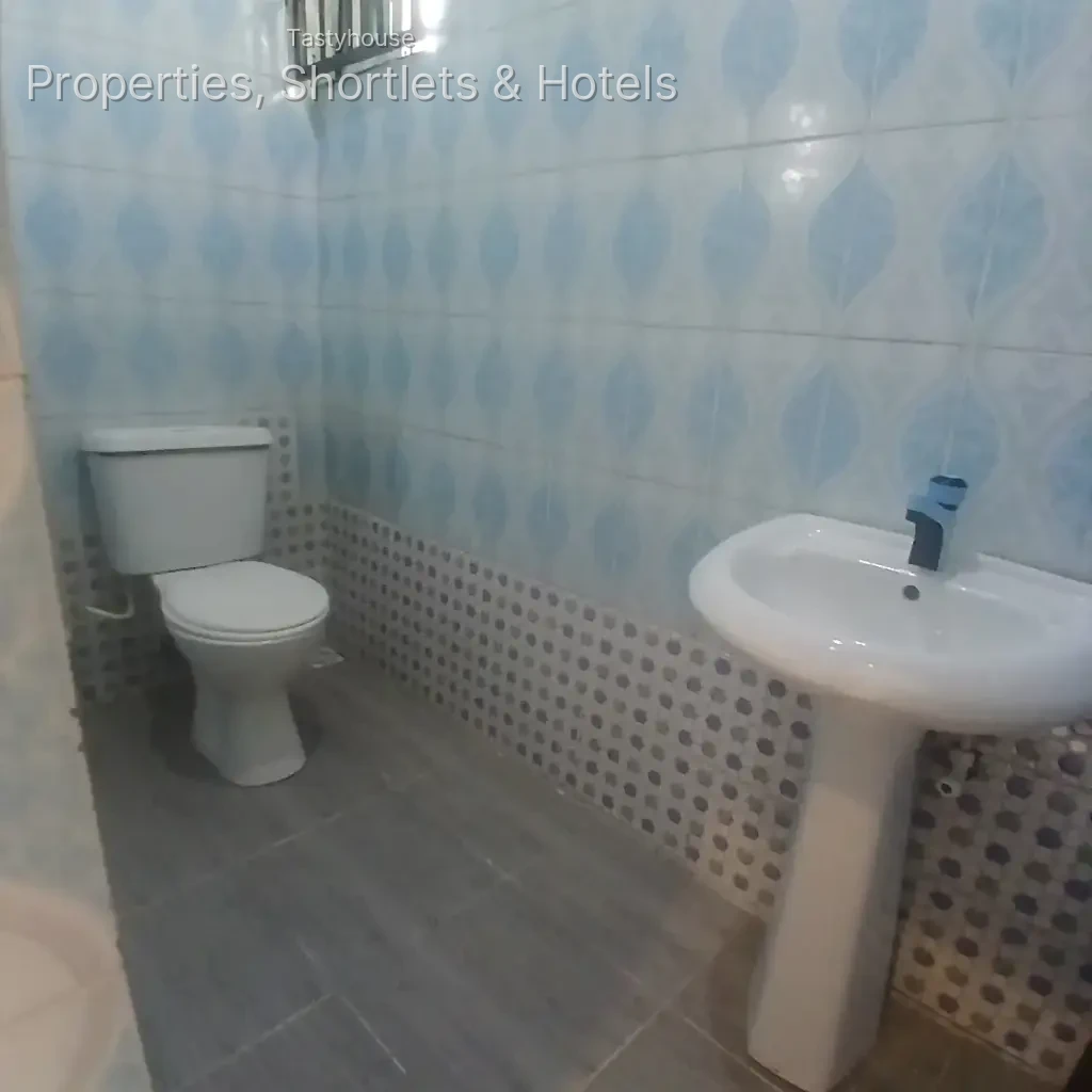 2 – Bedroom Flat