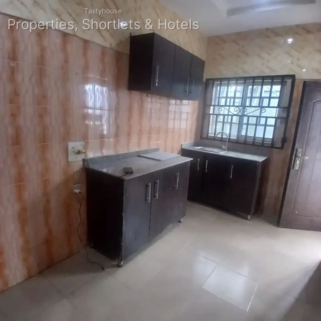 2 – Bedroom Flat
