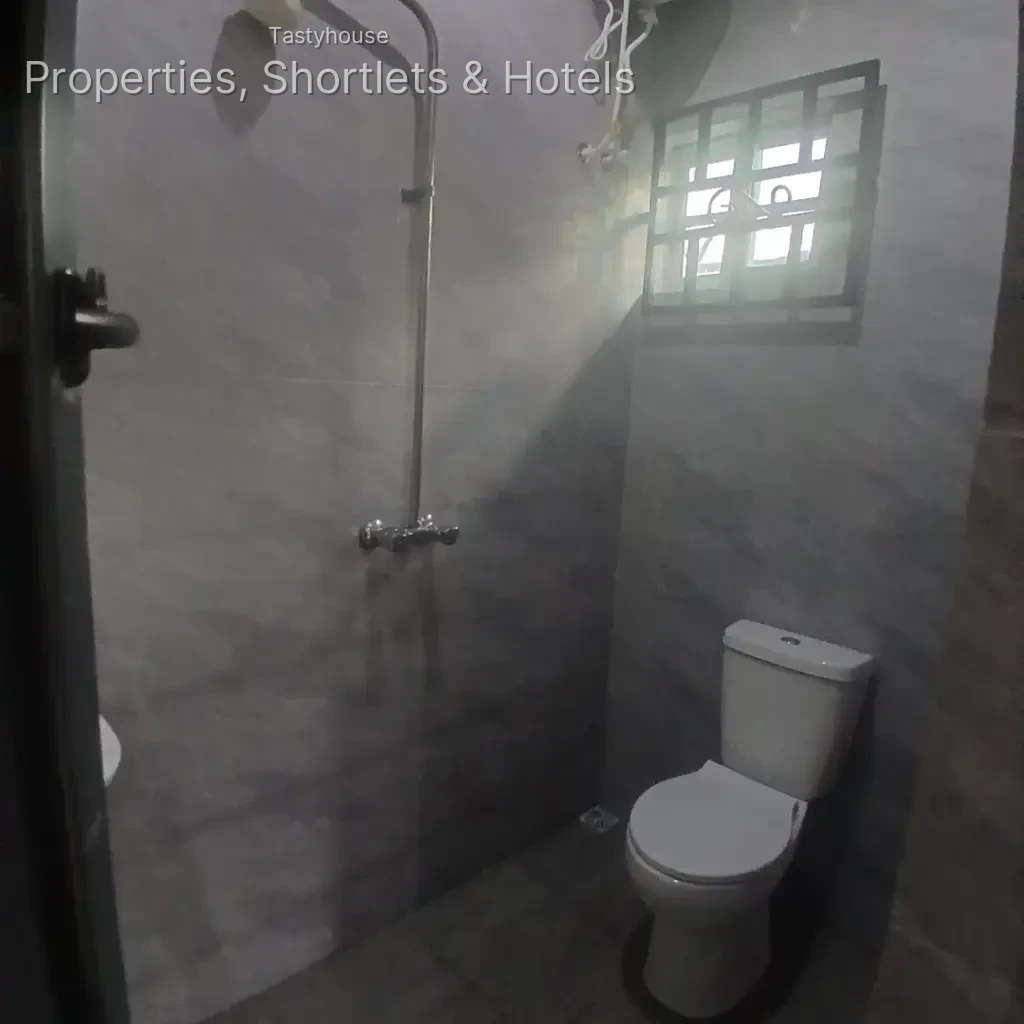 2 – Bedroom Flat