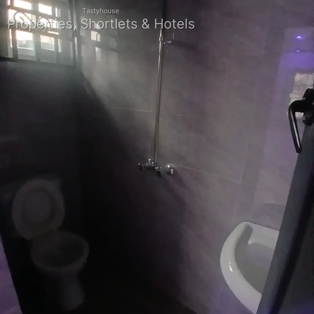 2 – Bedroom Flat