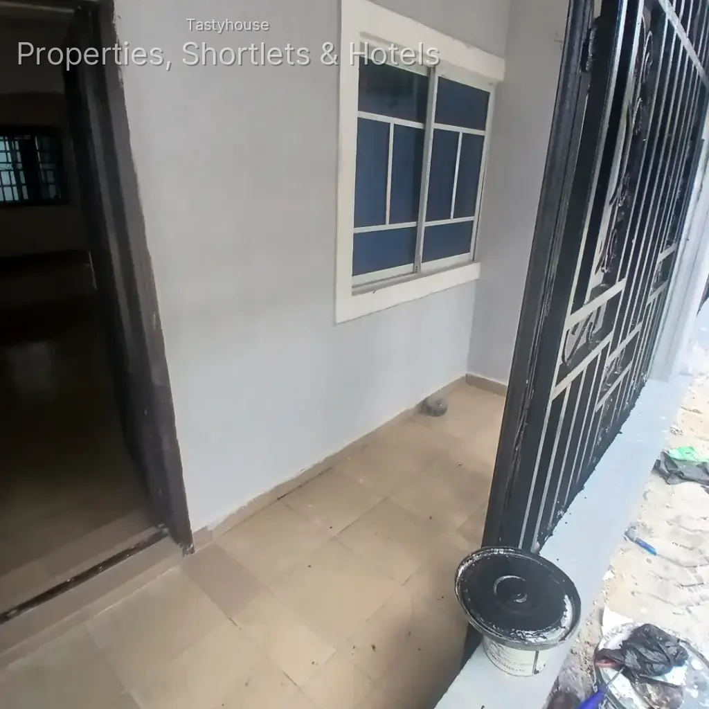 2 – Bedroom Flat