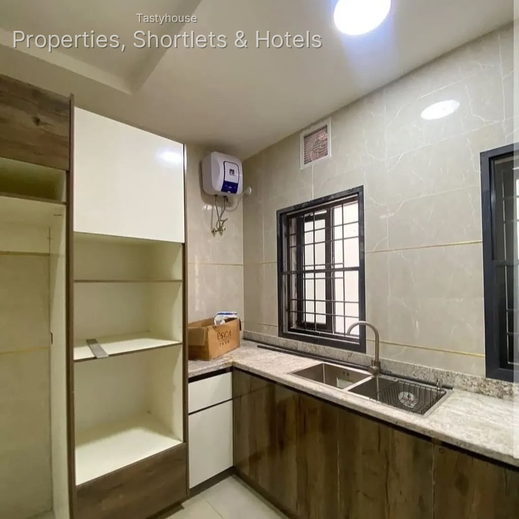 Luxurious 4 bedroom duplex