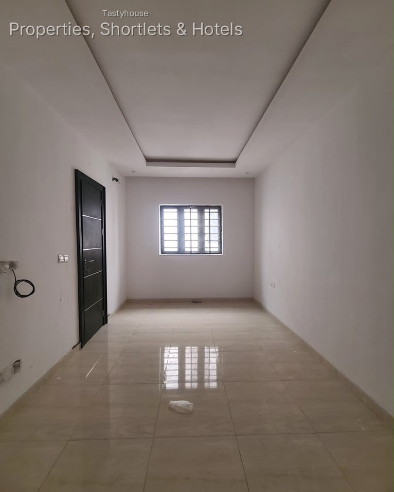 4-BEDROOM TERRACE WITH BỌ