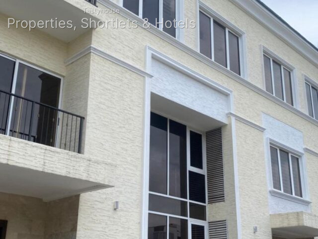 4-bedroom Terrace Duplex