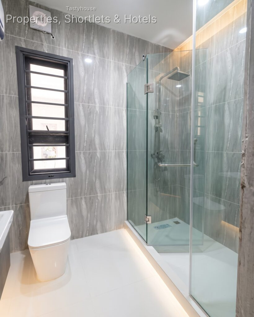 4-bedroom terrace duplexwith BỌ
