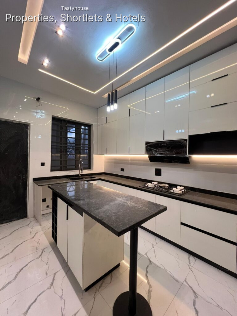 4 – bedroom semi detached with bq