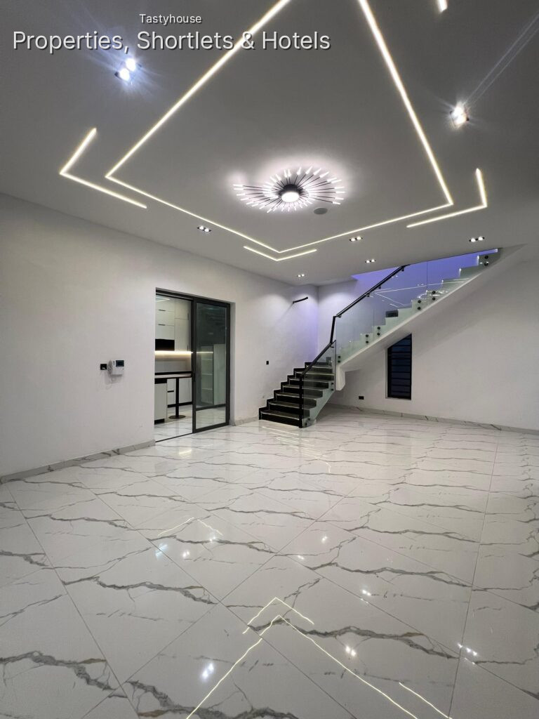 4 – bedroom semi detached with bq