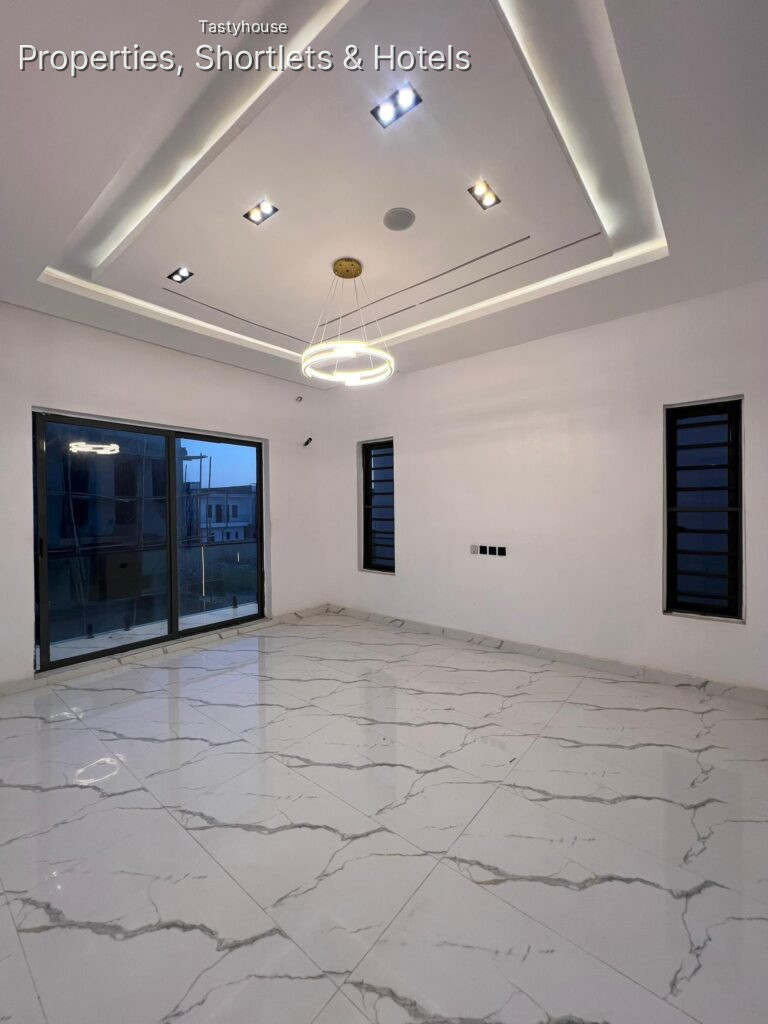 4 – bedroom semi detached with bq