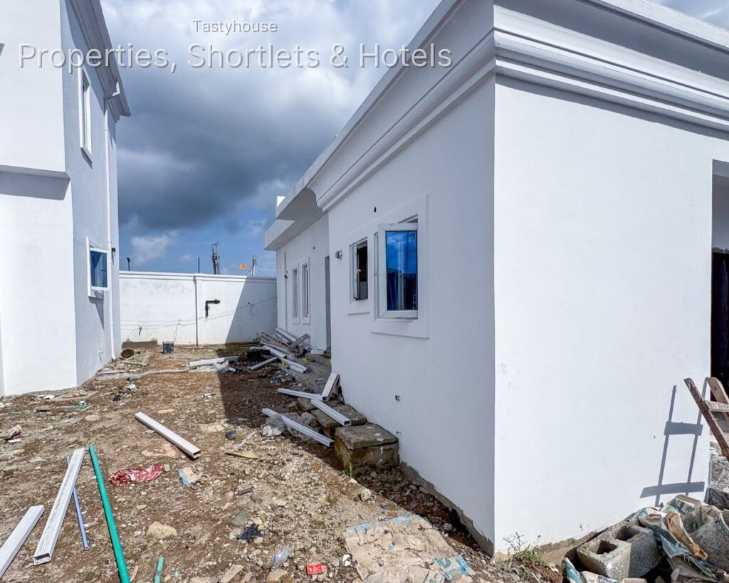 3 – Bedroom Duplex