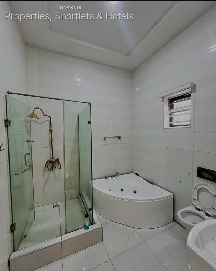 4 – BEDROOM DETACHED DUPLEX