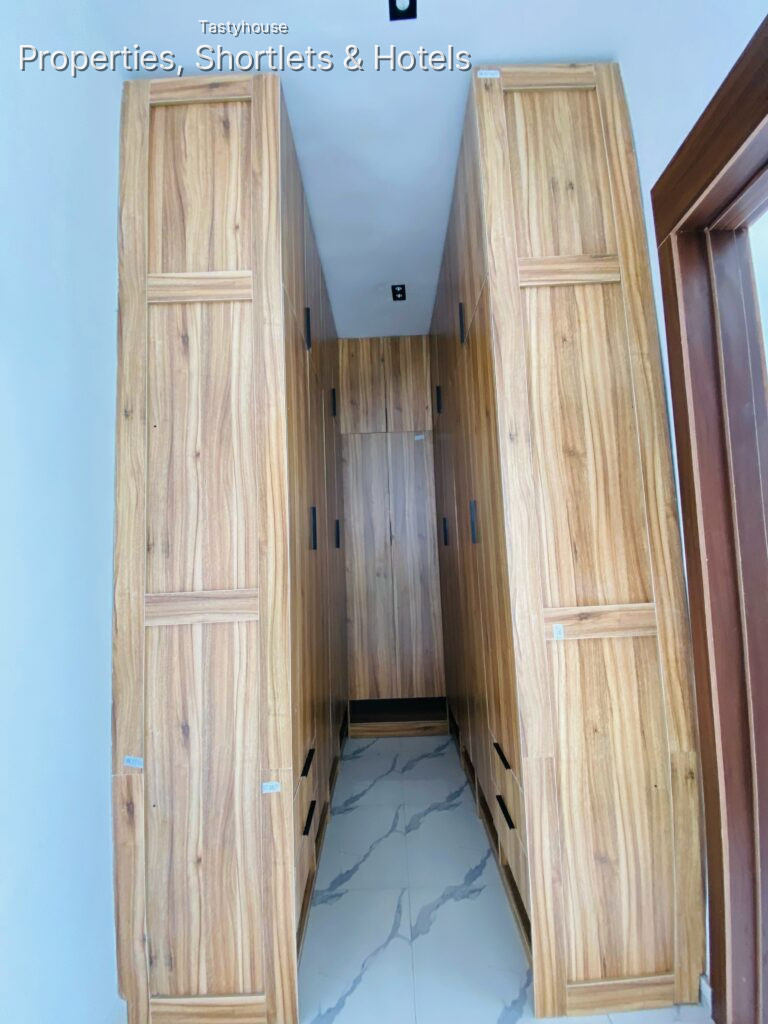 4 Bedroom Fully Detached Duplex