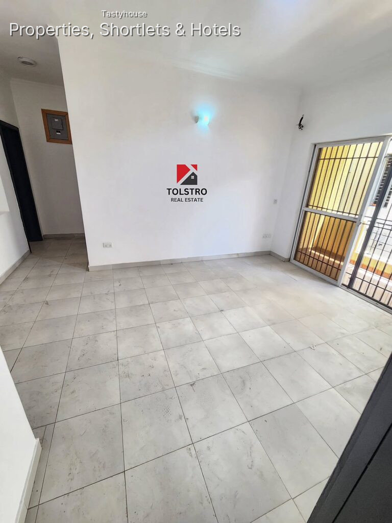 3 – bedroom ensuite service maisonette with bq