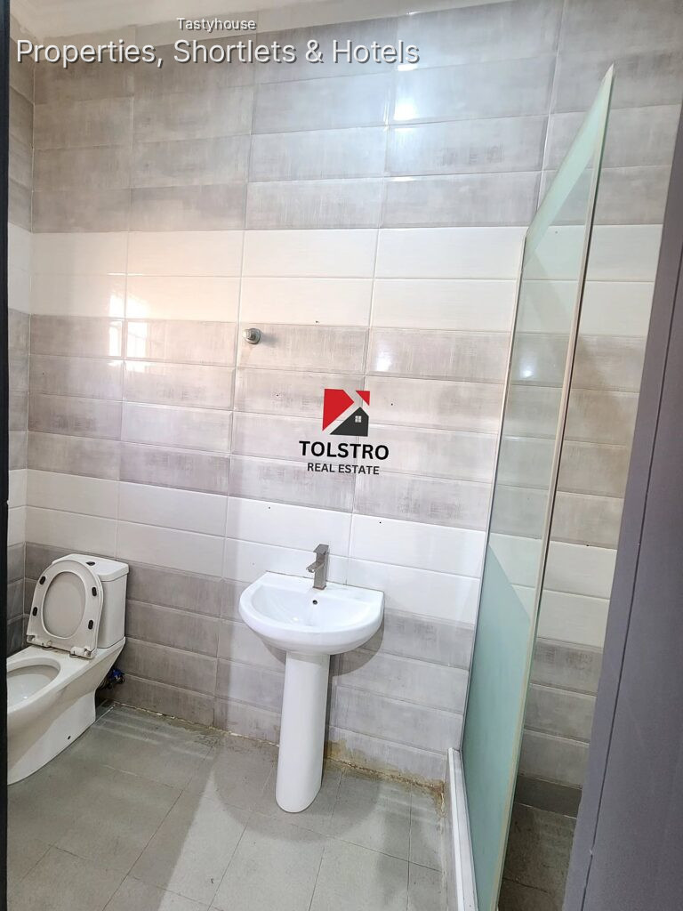 3 – bedroom ensuite service maisonette with bq