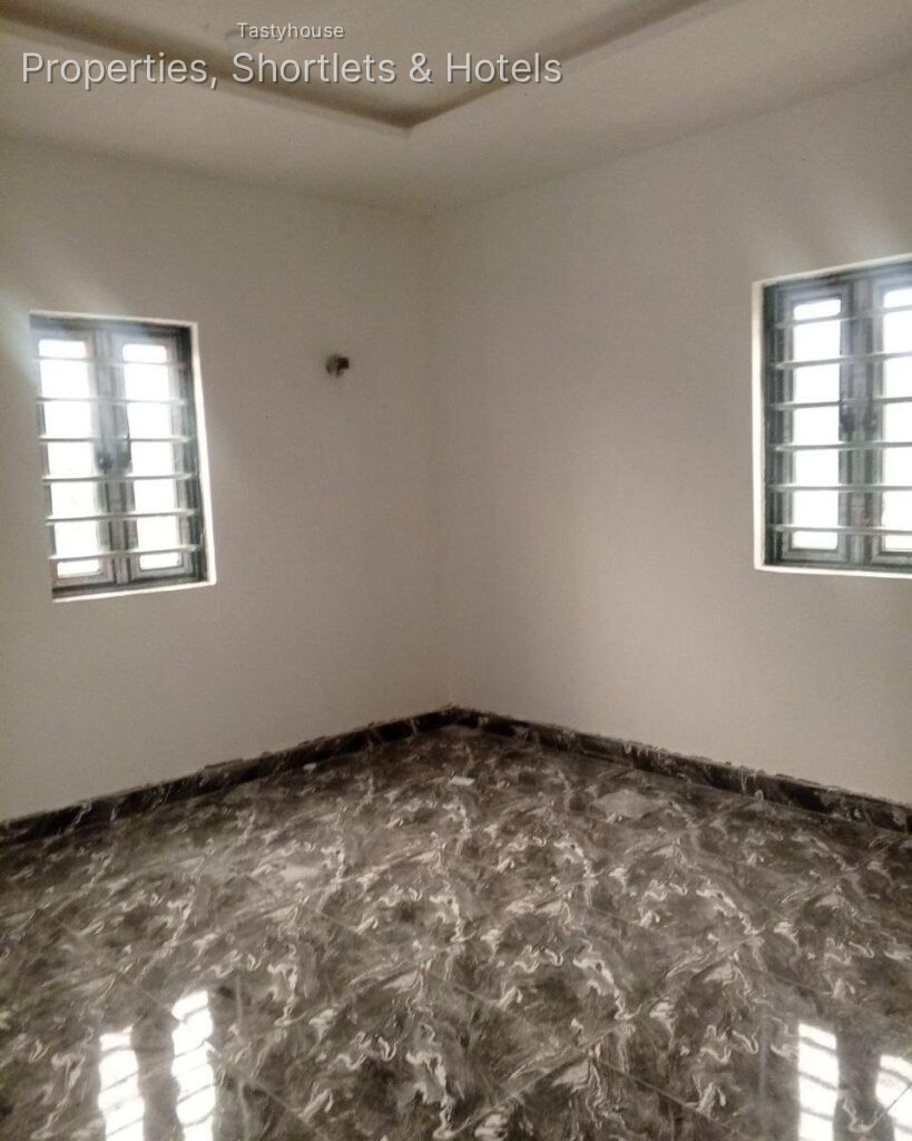 1 – Bedroom Flat