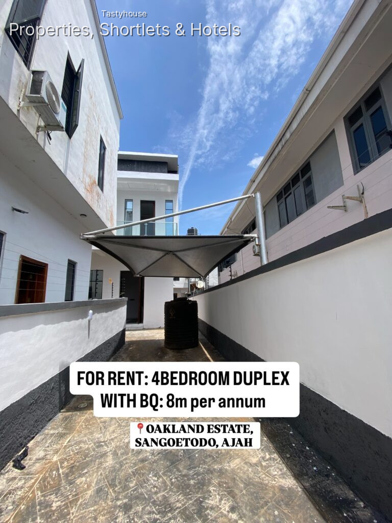 4Bedroom semidetached duplex duplex with Spacious rooms