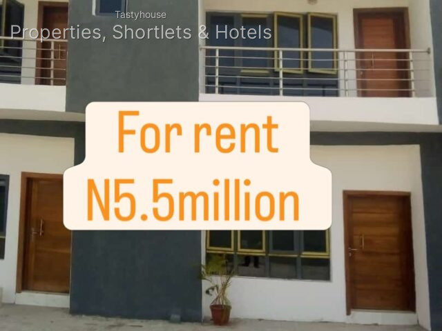 3 Bedroom Terraced Duplex in an Estate