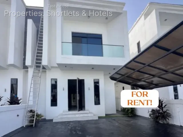 4 Bedroom Semi-detached Duplex