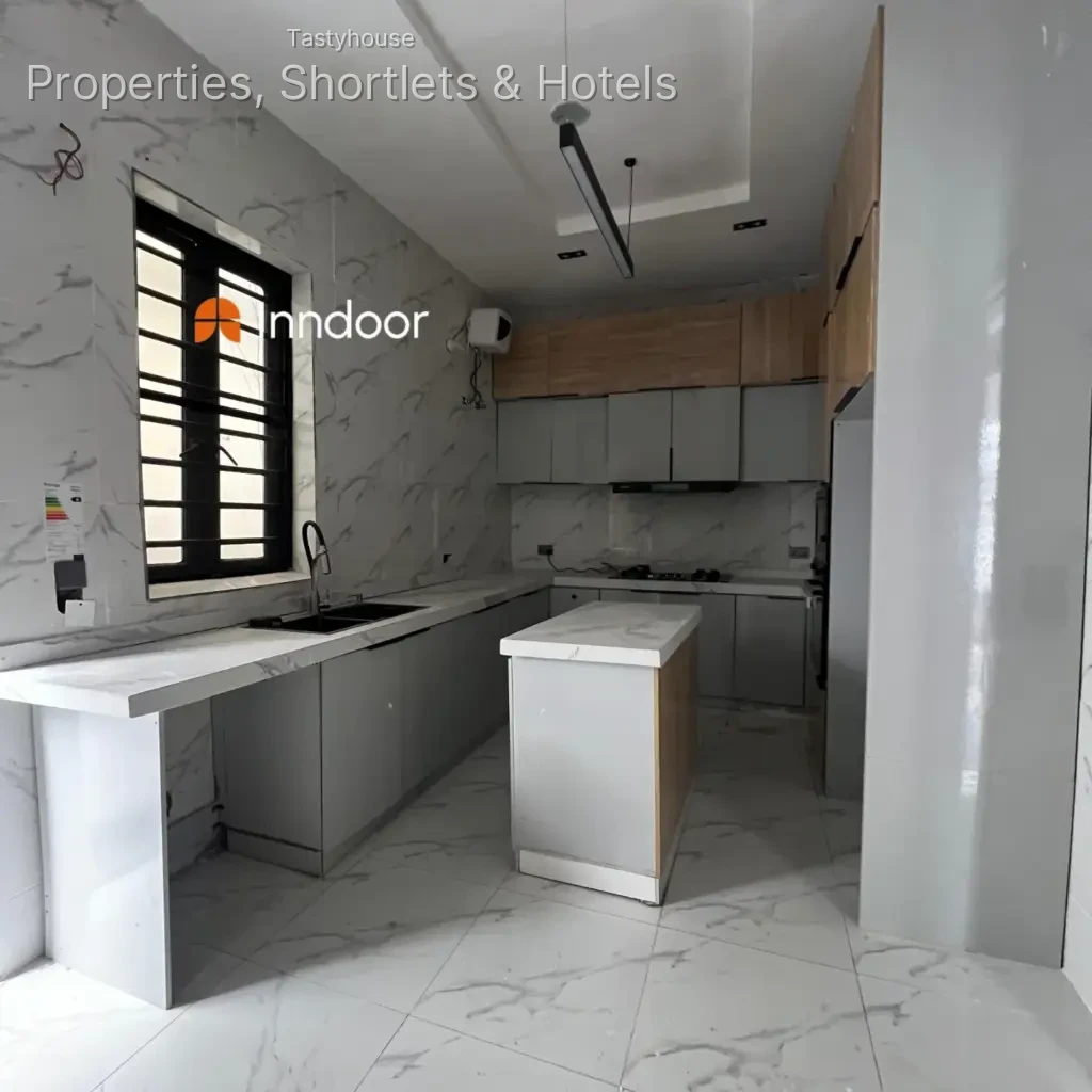 4 Bedroom Semi-detached Duplex