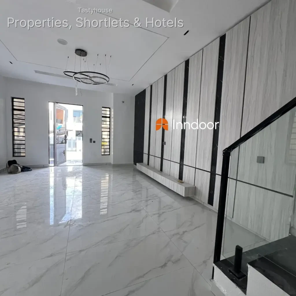 4 Bedroom Semi-detached Duplex