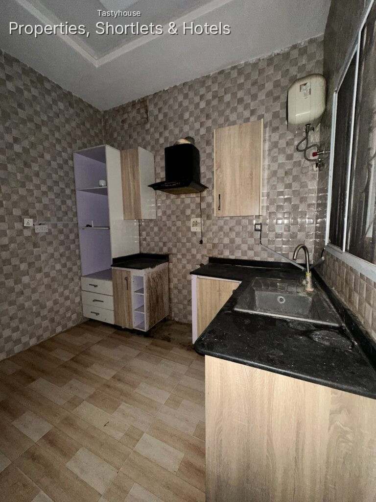 3 BEDROOM SEMI DETACHED DUPLEX WITH BQ
