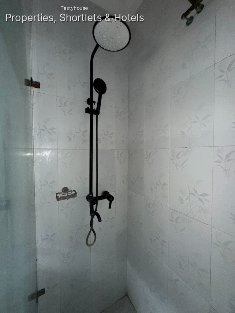 3 BEDROOM SEMI DETACHED DUPLEX WITH BQ