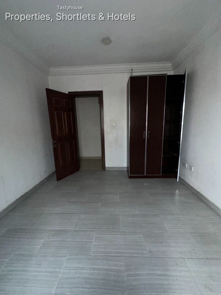 3 BEDROOM SEMI DETACHED DUPLEX WITH BQ