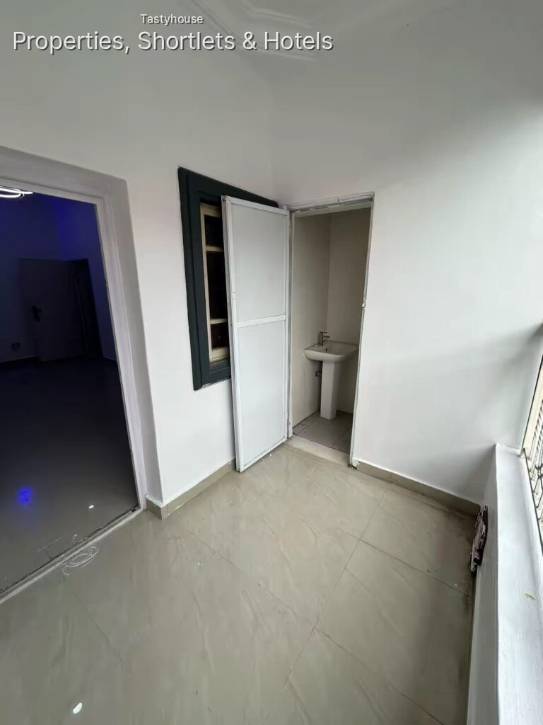 2 – Bedroom Apartment