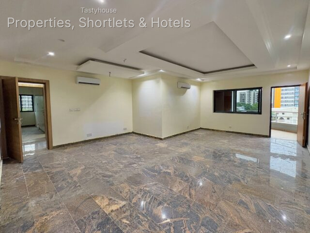 3-Bedroom Apartment with BỌ