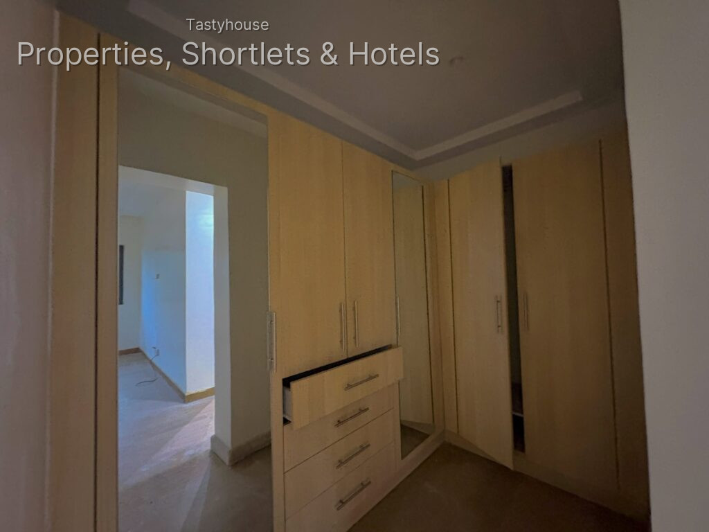 3-Bedroom Apartment with BỌ