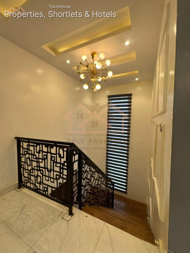 A Fully Detached 4-Bedroom Duplex