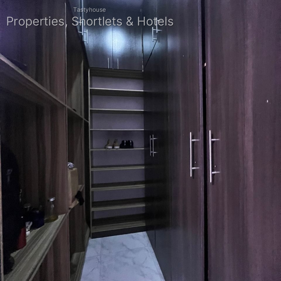 FURNISHED 4 bedroom