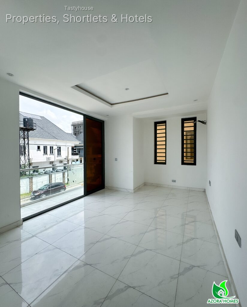 2 BEDROOM SERVICED APARTMENT