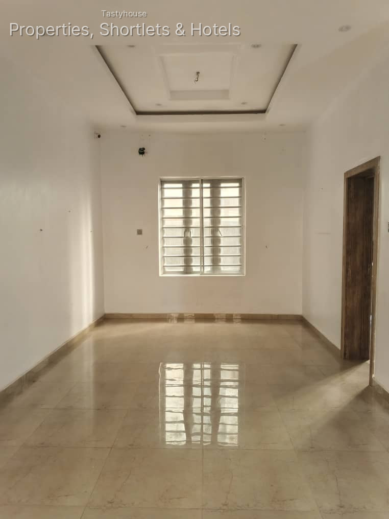 4 – bedrooms semi detached duplexX
