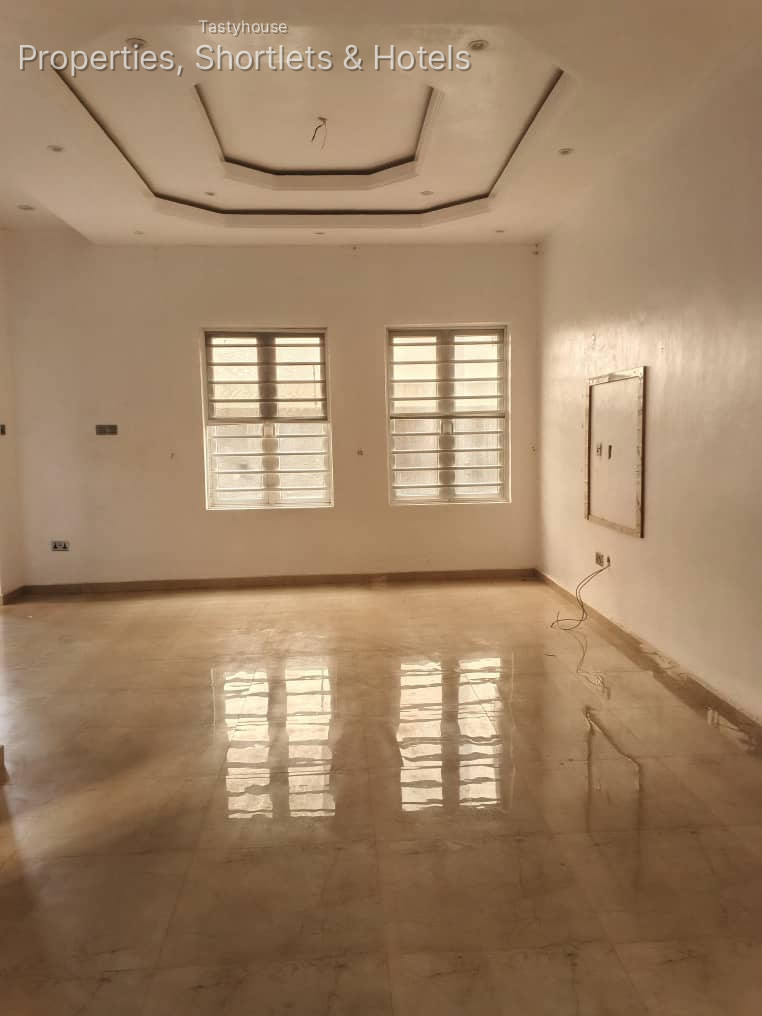 4 – bedrooms semi detached duplexX