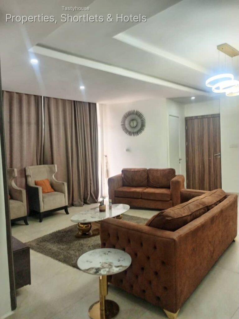Fully Furnished Serviced 3Bedrooms Apartment