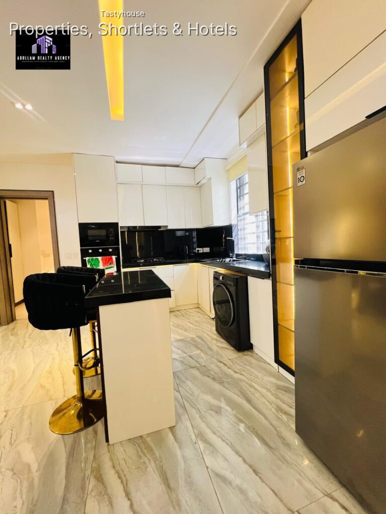 FURNISHED 2 BEDROOM APARTMENT