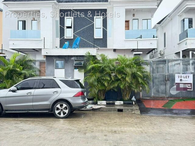 4 Bedroom Fully Furnished semi Detached Duplex with bq