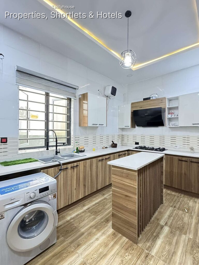 4 Bedroom Fully Furnished semi Detached Duplex with bq