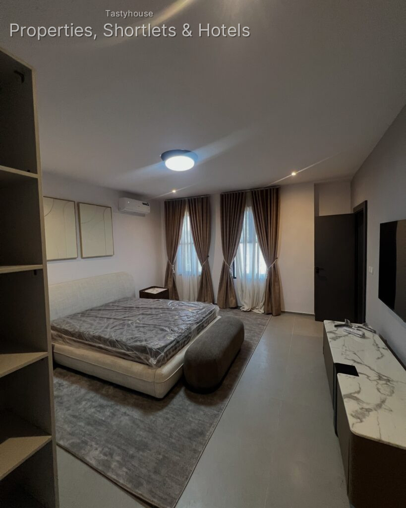 2 Bedroom Maisonette For Sales &Rent