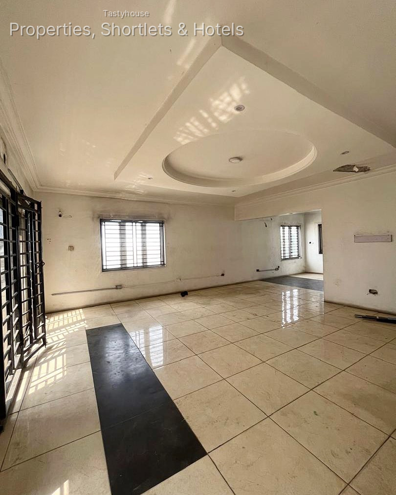 3 BEDROOM TERRACE