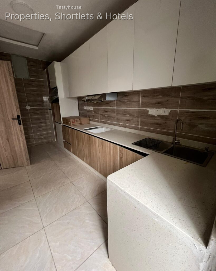 4 bedroom Duplex
