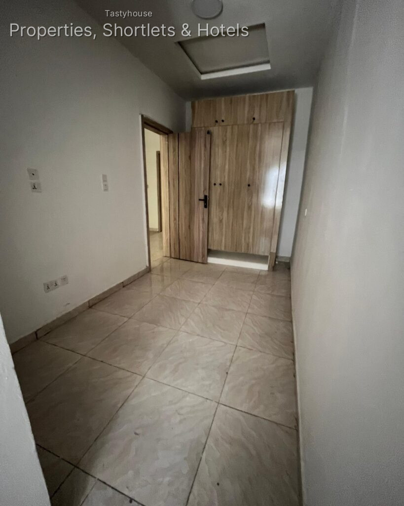 4 bedroom Duplex