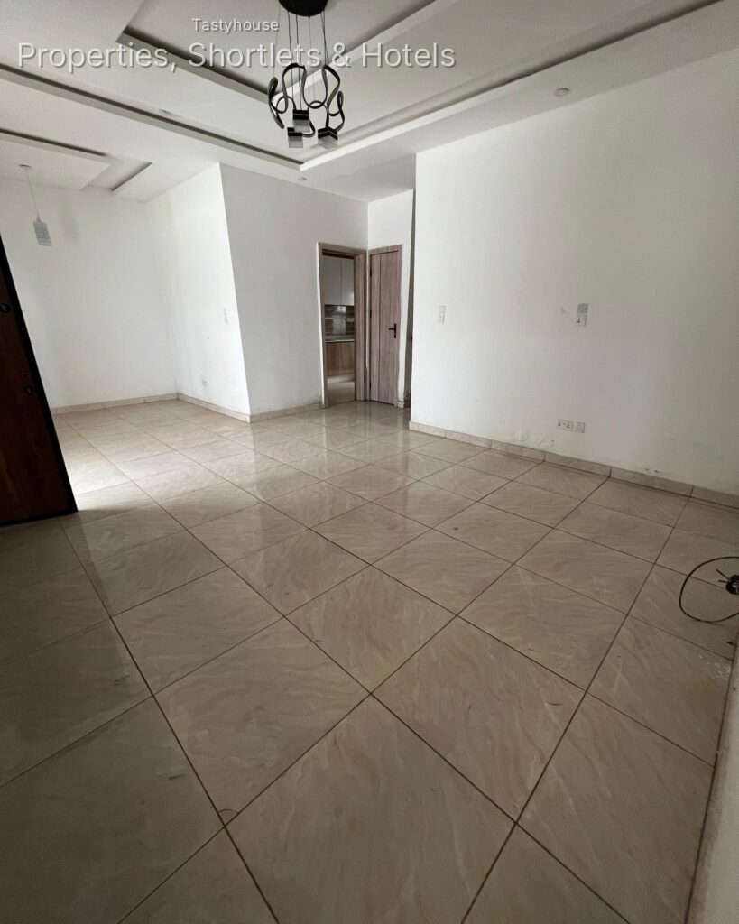 4 bedroom Duplex