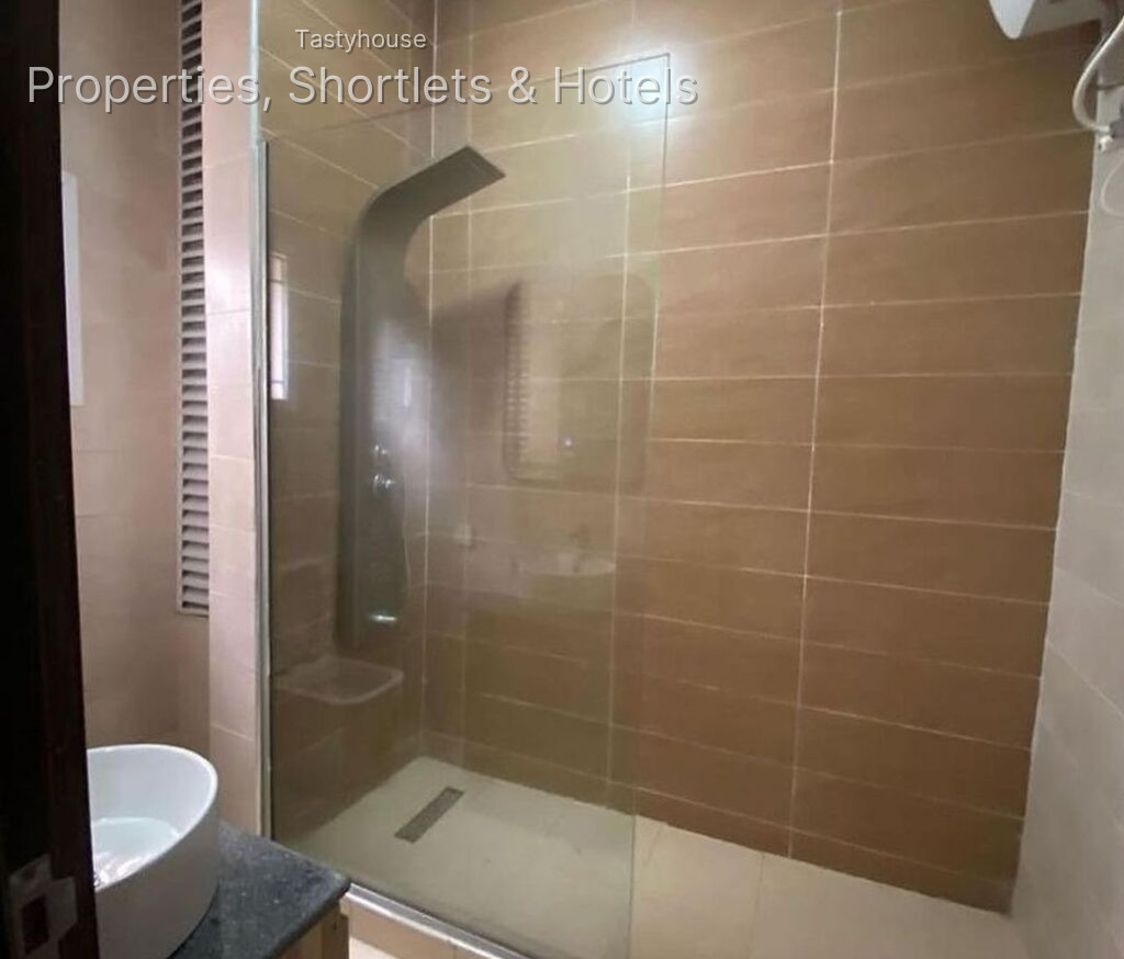 Furnished 3 Bed + BỌ