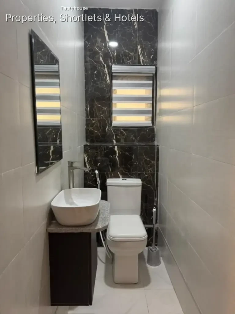 3 BEDROOM APARTMENT