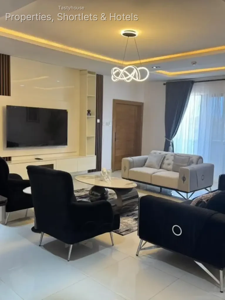3 BEDROOM APARTMENT