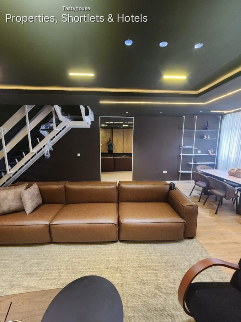 Fully furnished 3-bedroom apartment