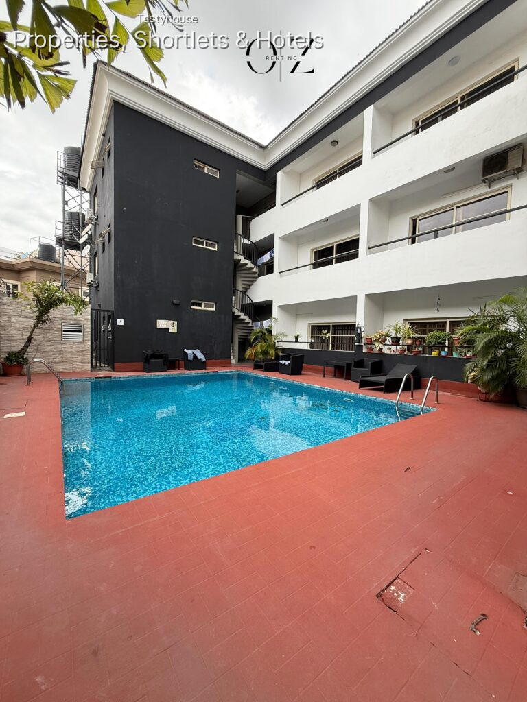 3 – BEDROOM APARTMENT WITH BỌ