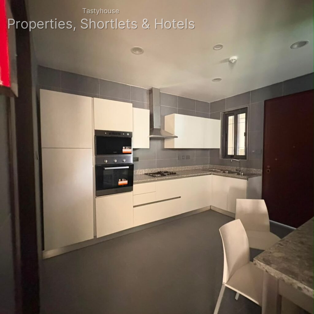 3 – Bedroom Flat