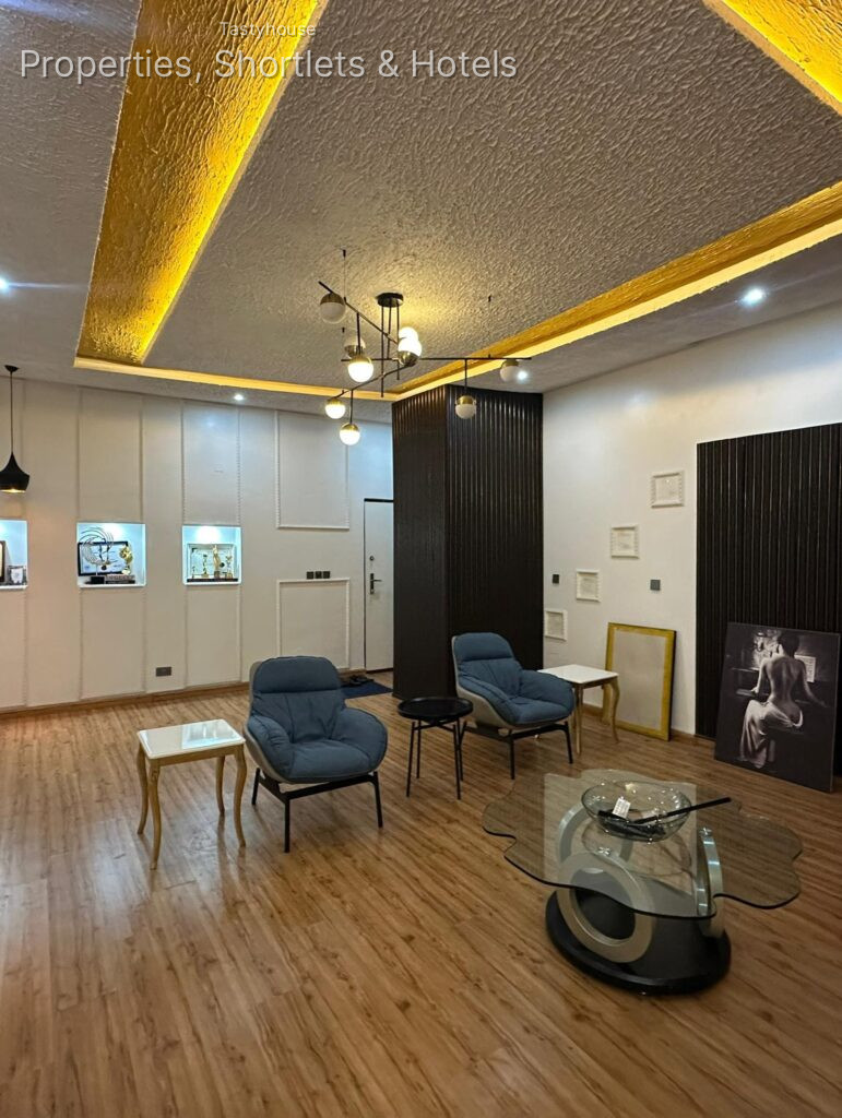 2 – Bedroom Flat